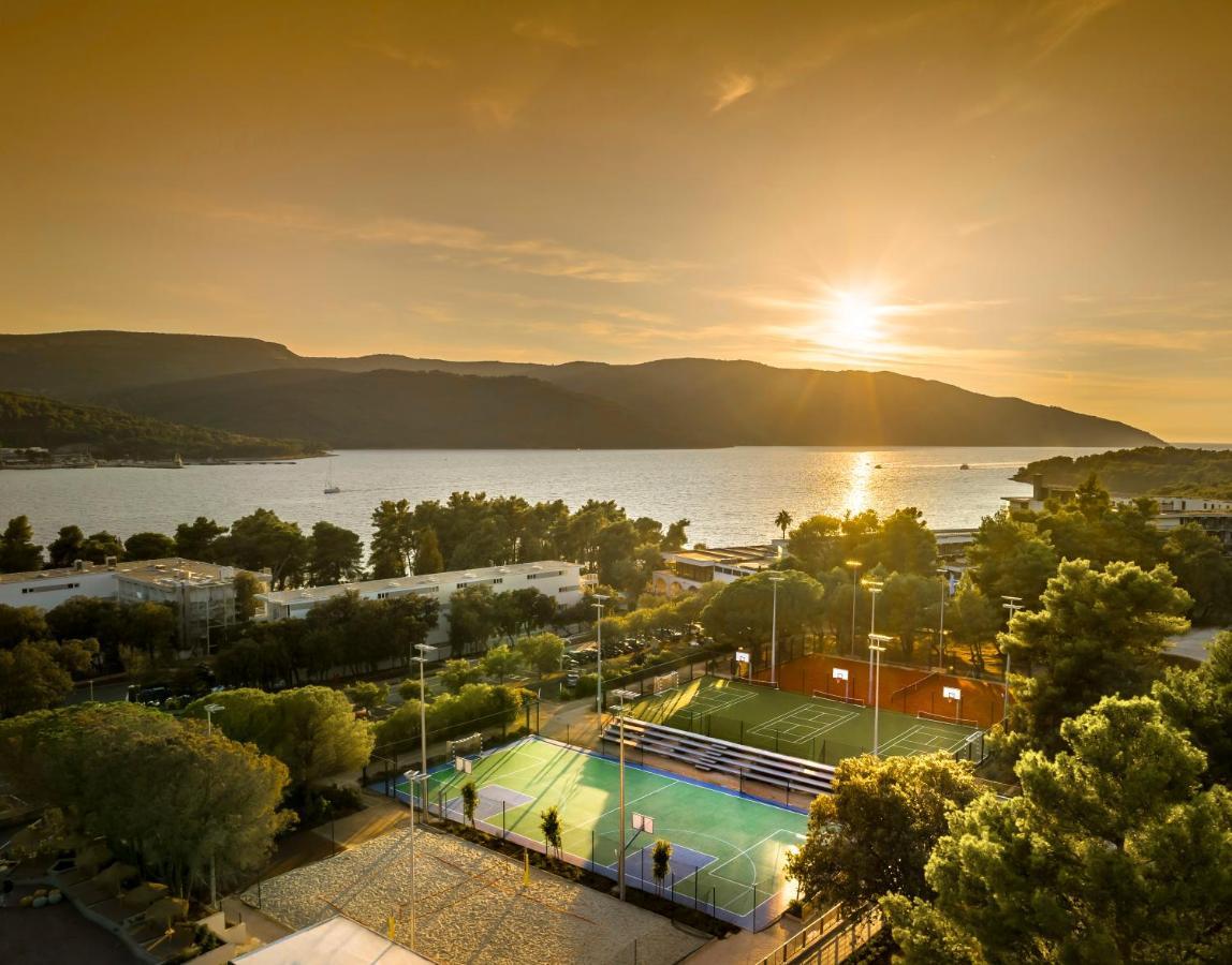 Valamar Amicor Resort スタリー・グラード エクステリア 写真