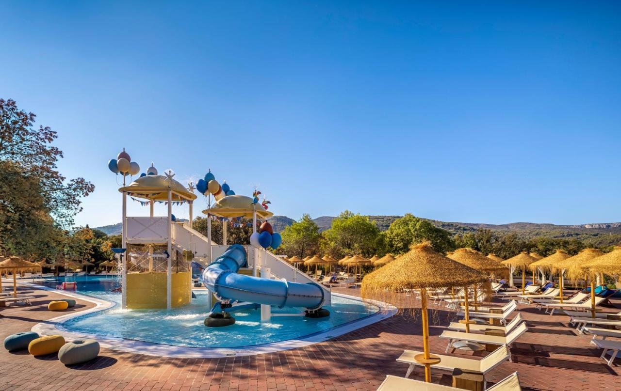 Valamar Amicor Resort スタリー・グラード エクステリア 写真